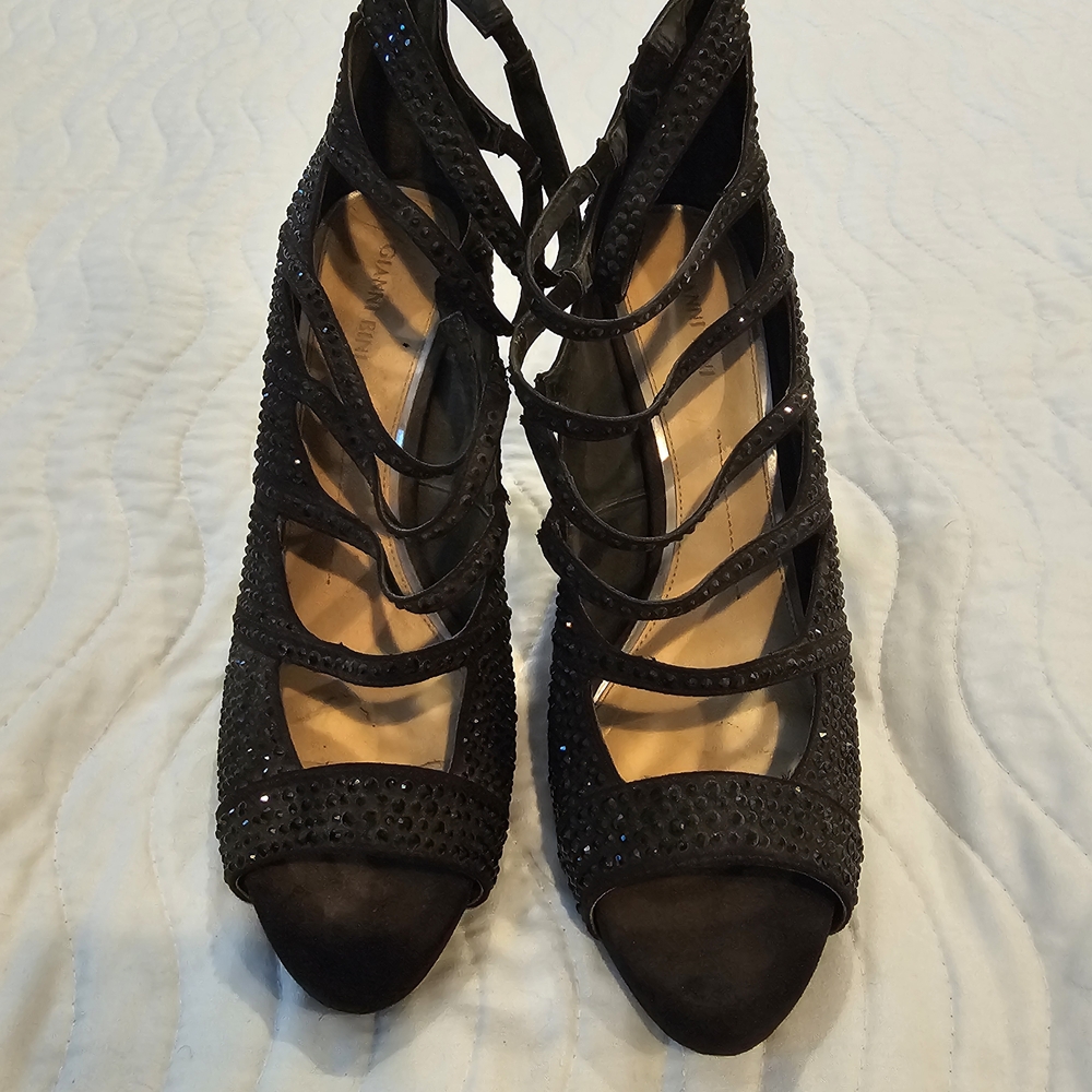 Gianni Bini Black Heels with Strappy Design